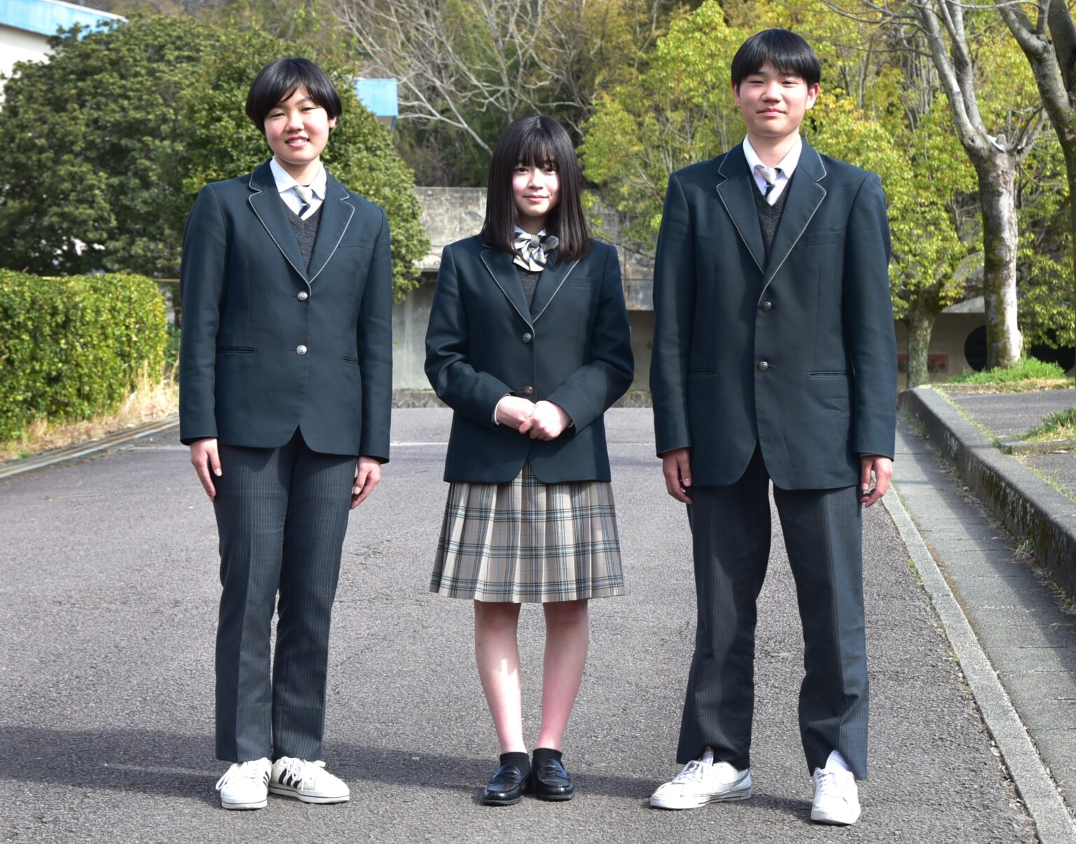 制服紹介 犬山総合高等学校